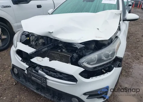 2019 Kia Forte Fe z USA, uszkodzony, nr VIN 3KPF24ADXKE063209